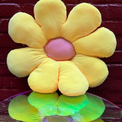 Thirteen Crosby Miscellaneous Flower Pillow (Medium)