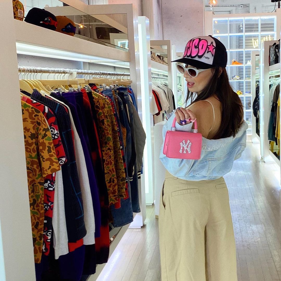 Thirteen Crosby Shop -Thirteen Crosby Shop 3